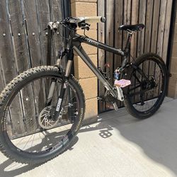 Carbon Trek Fuel Mountain Bike 