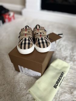 Burberry Shoes