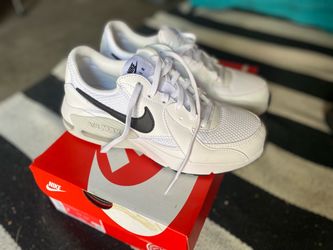 Nike Air Max Sneakers size 7