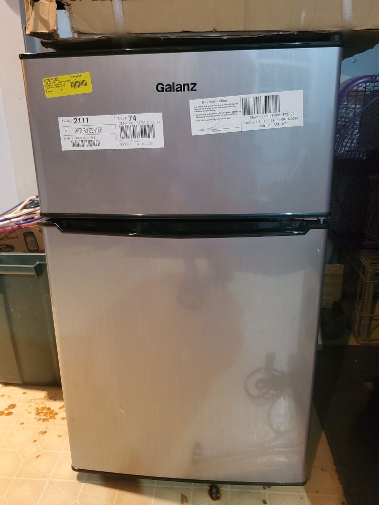Galanz little refrigerator