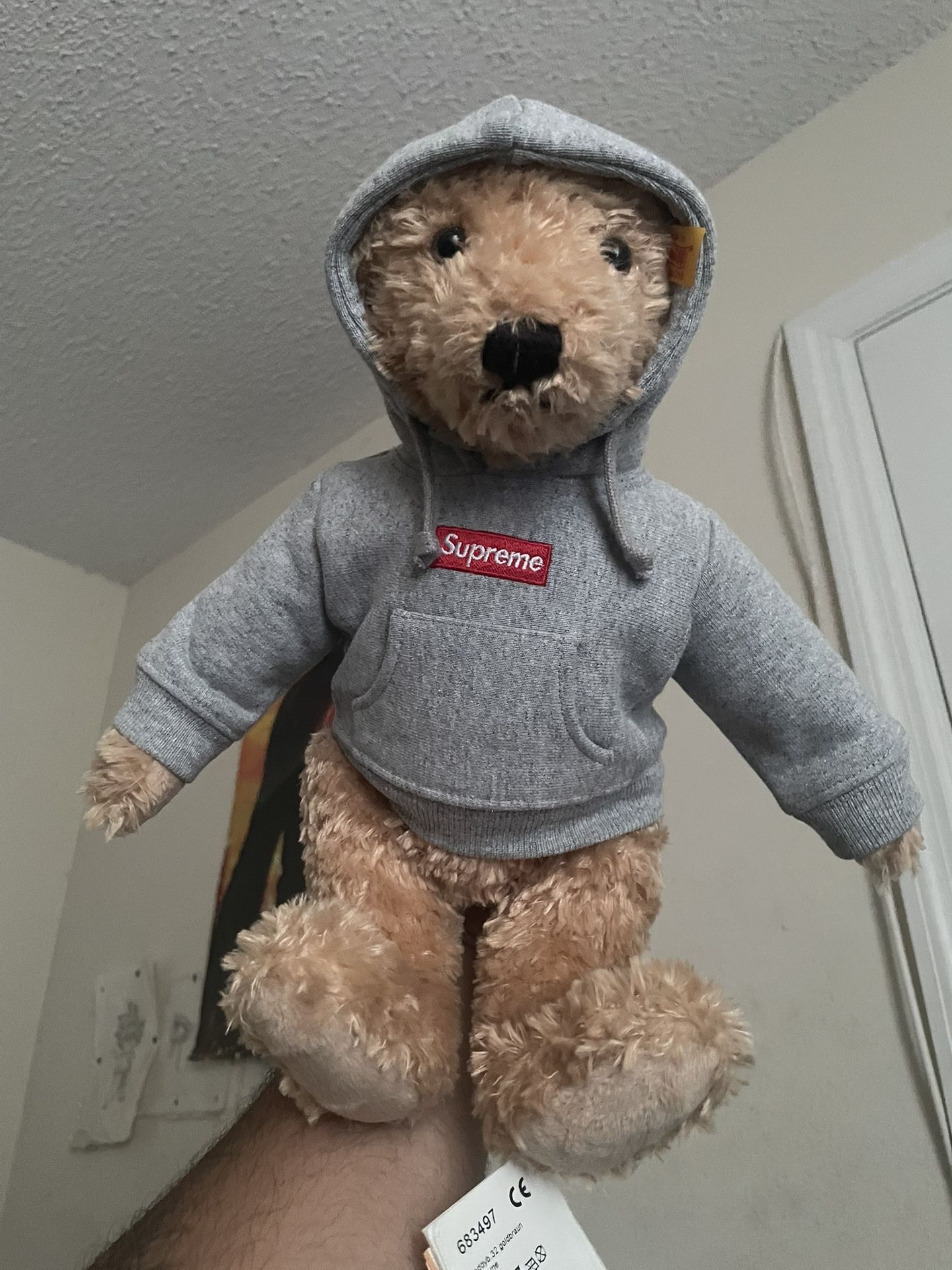 Supreme Steiff Bear