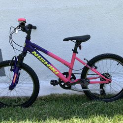 Nishiki Pueblo. Girls Mountain Bike. 20 Inch Tires. 7 Speed 