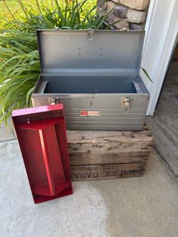 VINTAGE “CRAFTSMAN” TOOLBOX W/ TRAY (20”L X 8.5”W X 9.5”H)