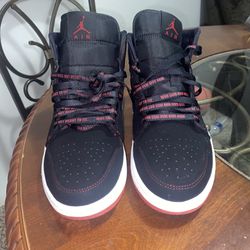 Nike Air Jordan 1 MidFearless (ComeFlyWithMe)