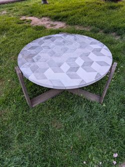 Outdoor drink table