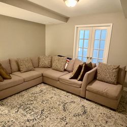 MOVING SALE - Beige 6-Piece Sectional Sofa – Excellent Condition