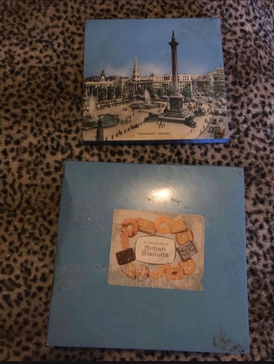 VINTAGE 1940'S ELKES LTD TRAFALGAR LARGE SQUARE ENGLISH BISCUIT TIN BOX WITH LID Vintage Large Tin Box Trafalgar Square Souvenir Tin Storage Organizat