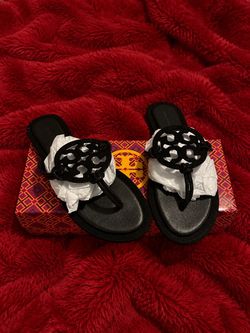New Tory Burch Sandals Size 7.5