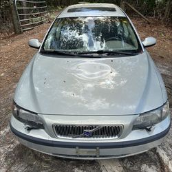 2001 Volvo V70