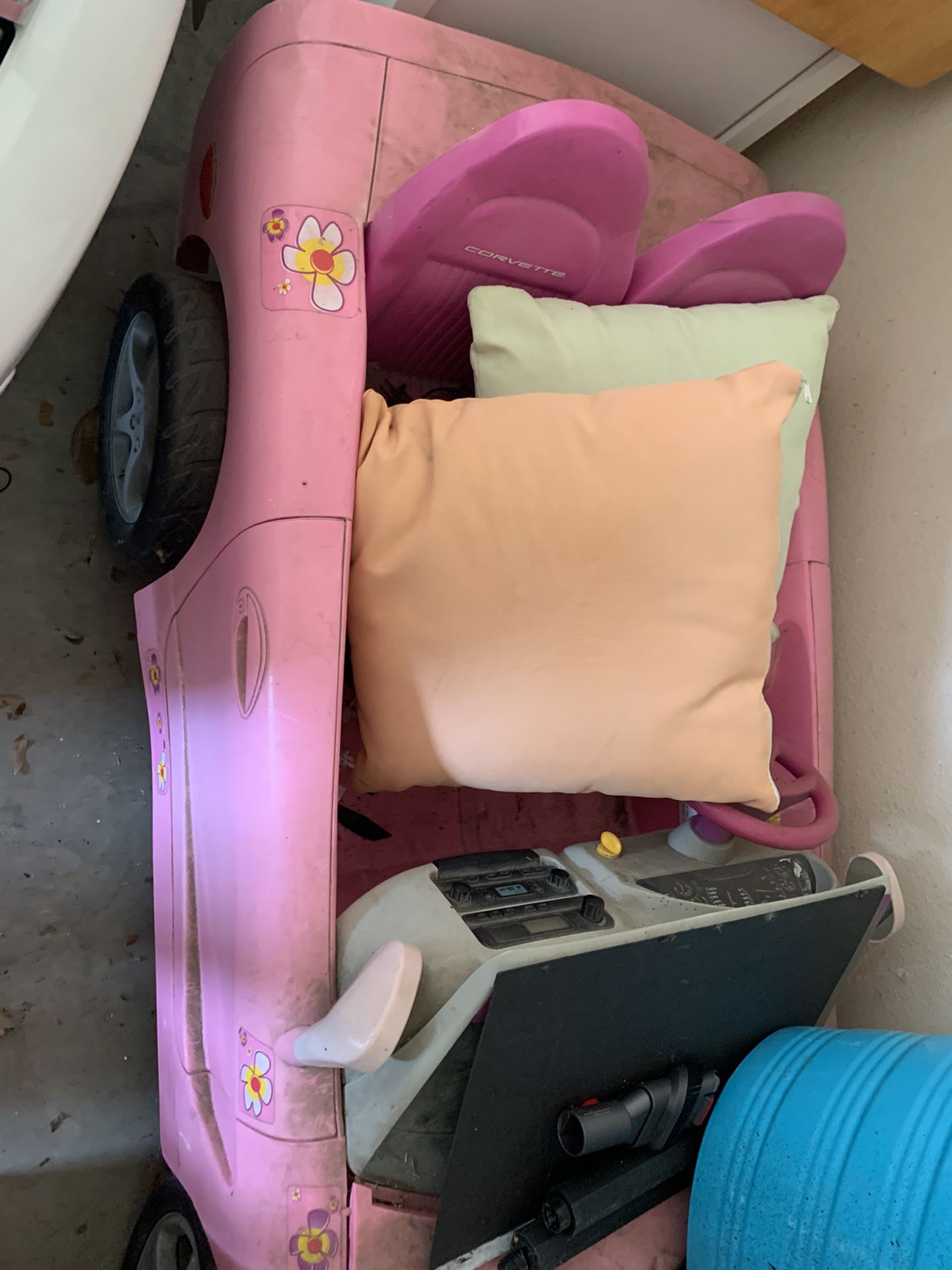 Girls Pink Car