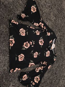 Girls size 14/16 top in great condition