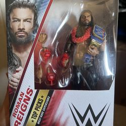 WWE Elite Roman Reigns