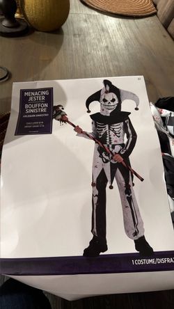 Costume