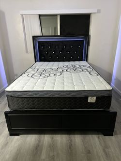 Queen Size Mattress Pillow Top New