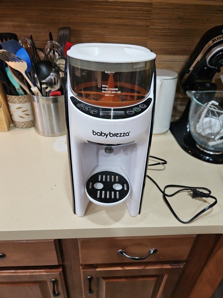 babybrezza Automated Formula Dispenser