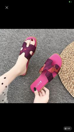 Designer Style Slides  Size 7