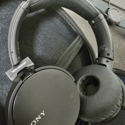 Sony MDRXB650BT/B Extra Bass Bluetooth Headphones