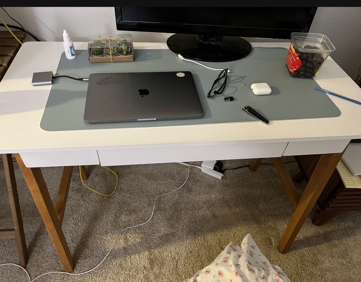 Nathan James Telos Desk for Sale in Seattle, WA OfferUp