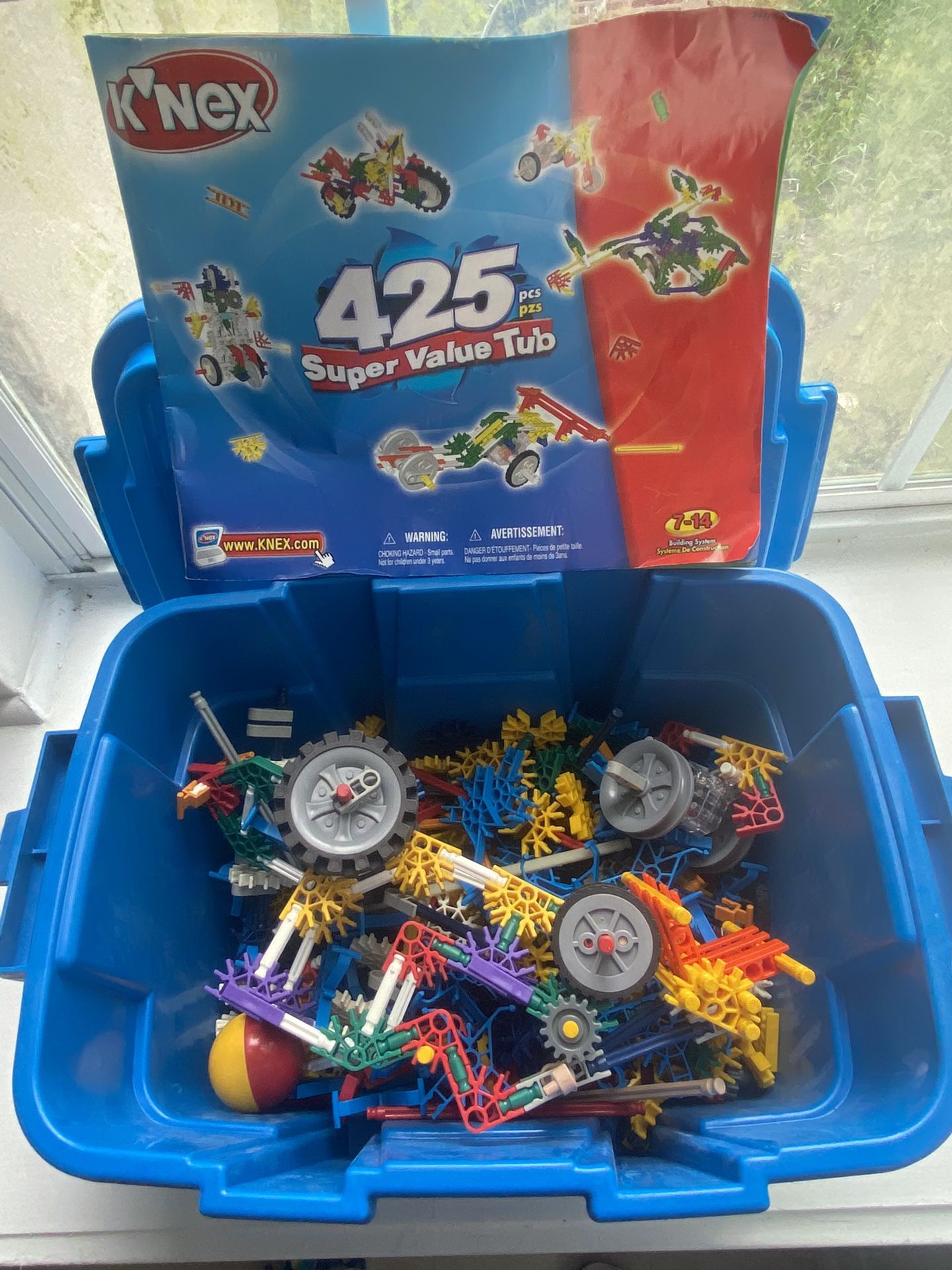 MOVING SALE: Kids Item: Building Toy by K’Nex