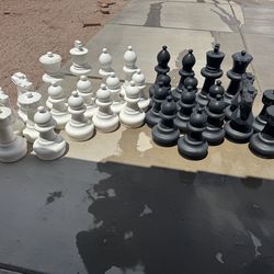 Rolly Toys Germany Giant 25" Tall King Black White Set of Outdoor Chess NO BOARD