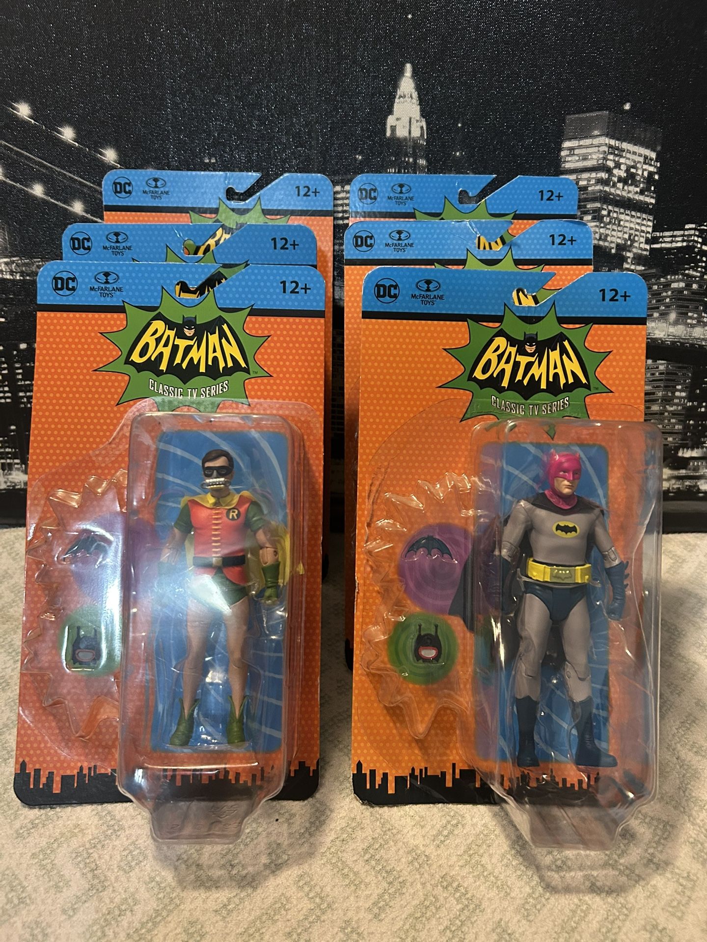 6 Dc Retro Batman 66. Action Figures