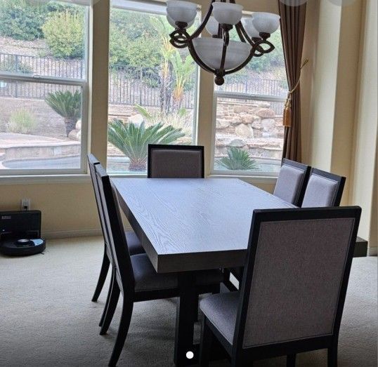 Dining Table Set
