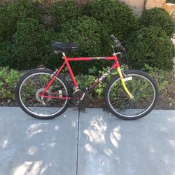 26” Huffy Scout Men’s Red 10 Speeds Hybrid Street/Beach Cruiser 