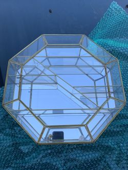 Glass Wall Curio