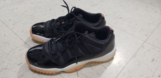 Jordan 11 Low Bleached Coral Sz 8w