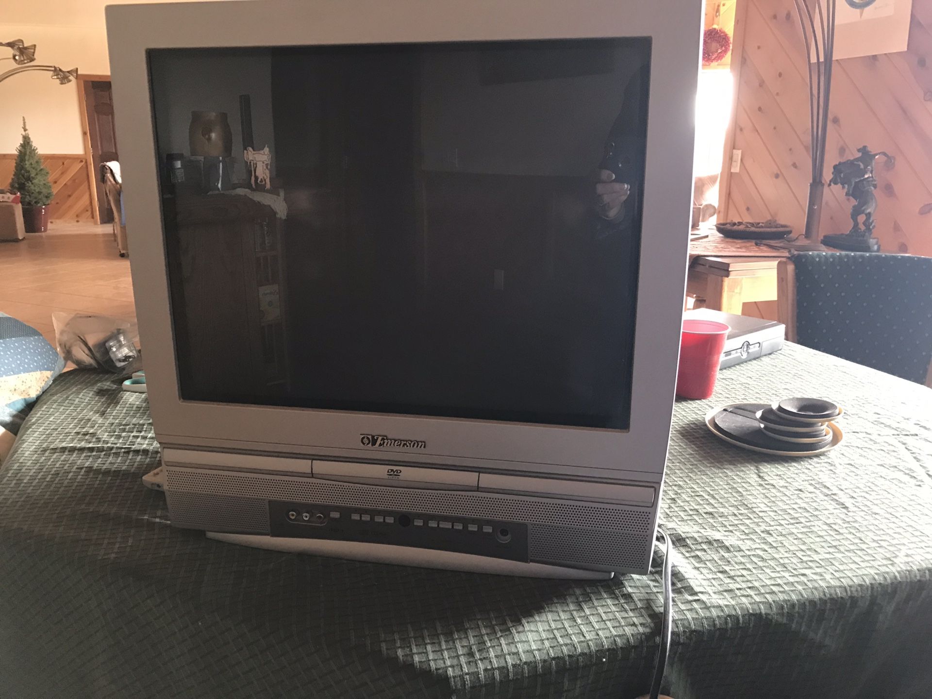 Emerson TV, 20” with built-in DVD player