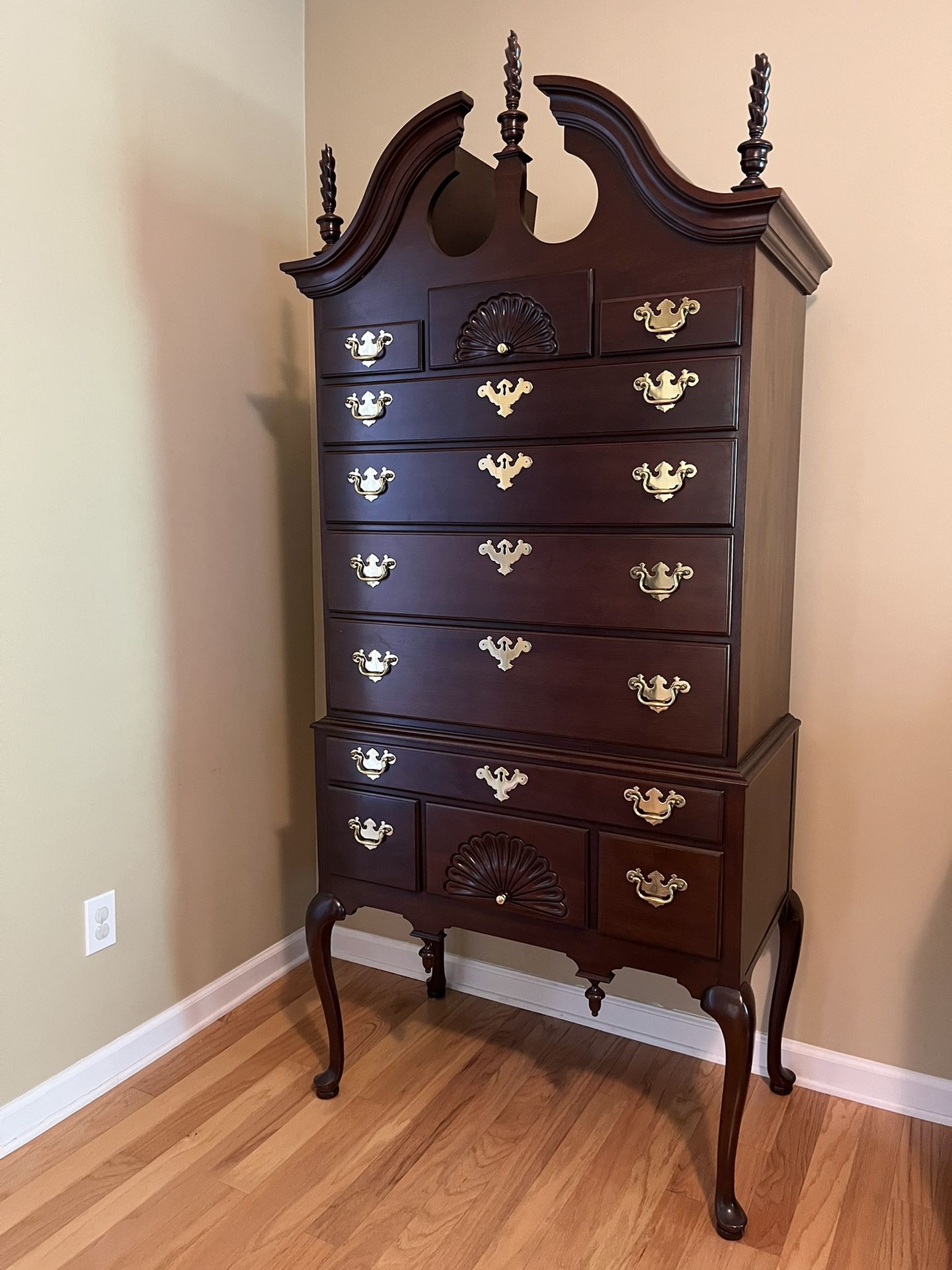 6-piece Mahogany Bedroom Set