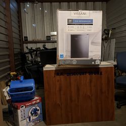 Vissani 2.6 cu ft mini refrigerator  black