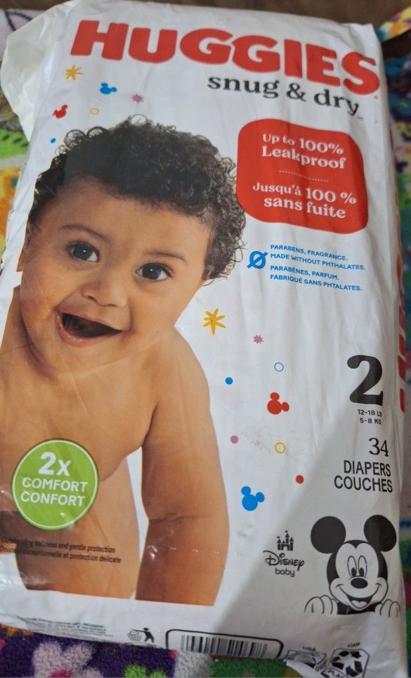 Huggies Snug And Dry Size 2 34 Diapers Unopened $7