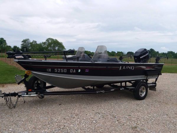 2006 lund mr pike 18 aluminum fishing boat