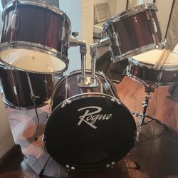Junior Rogue drum set