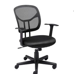 Office Desk Chair , Black  (Price Is Firm)