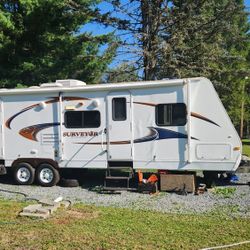 2010 Forest river Surveyor eco lite