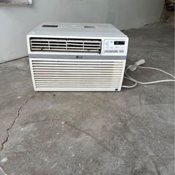 LG Air Conditioner 