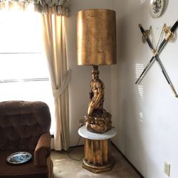 Roman Statue Lamp And Stand