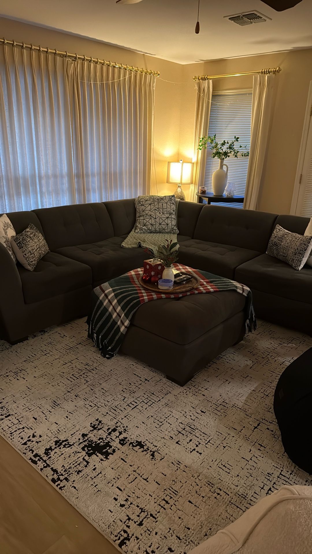 Sectional Couch Set with Ottoman