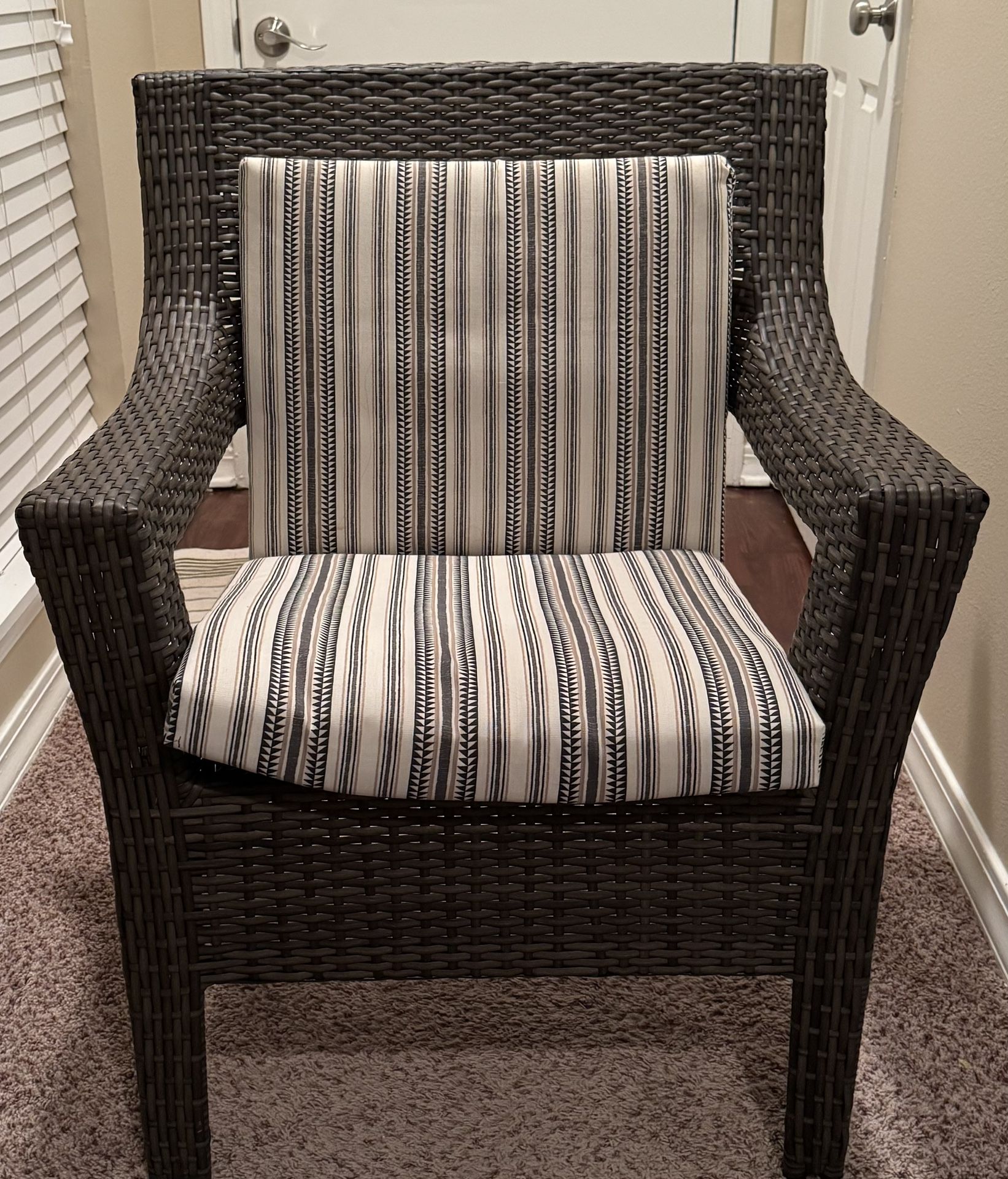 Lawn Chair With Cushions 