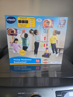 VTech Hoop Madness Basketball Set