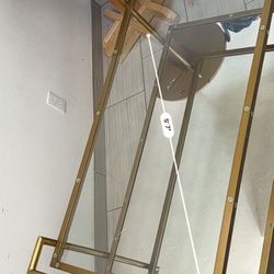 glass table 