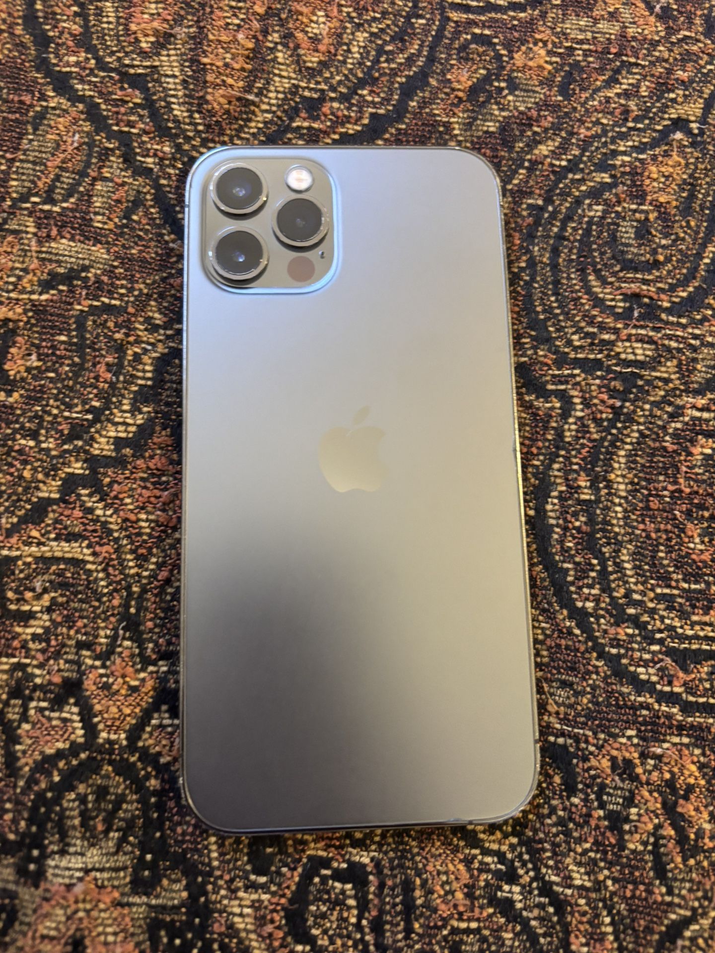 iPhone 12 Pro unlocked 128 GB 79% battery health