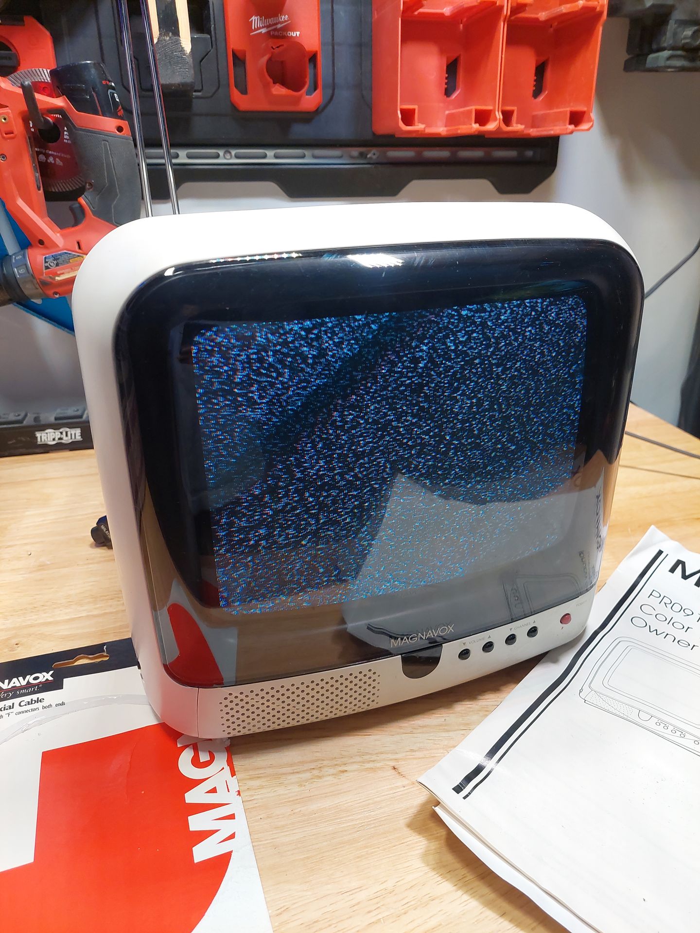 Phillips Magnavox 9” CRT Color TV PR0910 X101 Retro Gaming NO
