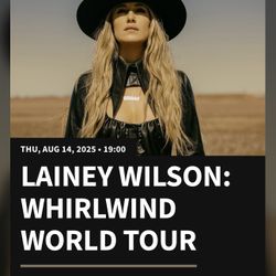 Lainey Wilson Phoenix Concert