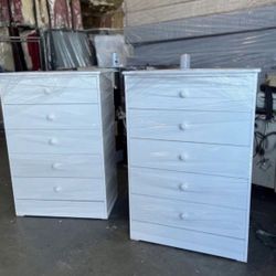 Brand New 5 Drawer Dressers