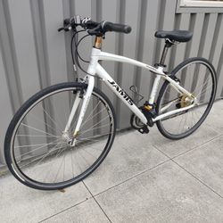 2011 Jamis Allegro 1 28" 700c 24-Speed Hybrid Gravel/Road/Commuter Bike - Light 16" Frame - Comfort Seat - Tuned! (MSRP $500)