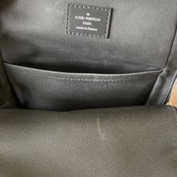 Authentic Louis Vuitton Handbag for Sale in Visalia, CA - OfferUp