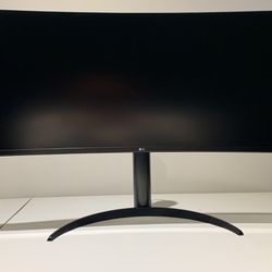 34” LG Curved Ultrawide QHD HDR FreeSync Premium Monitor with 160Hz Refresh Rate